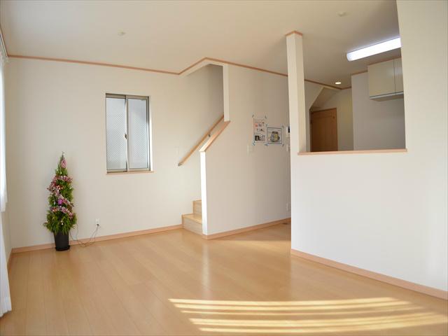 Living. 16.12 Pledge of LDK