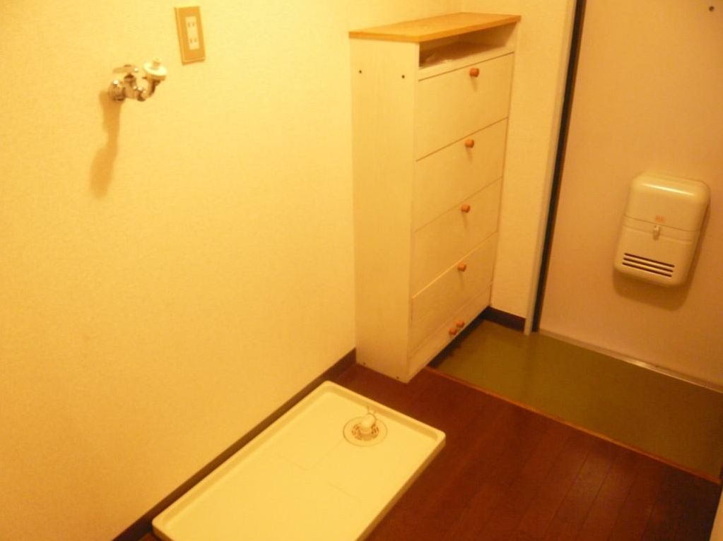 Entrance. Entrance of spread