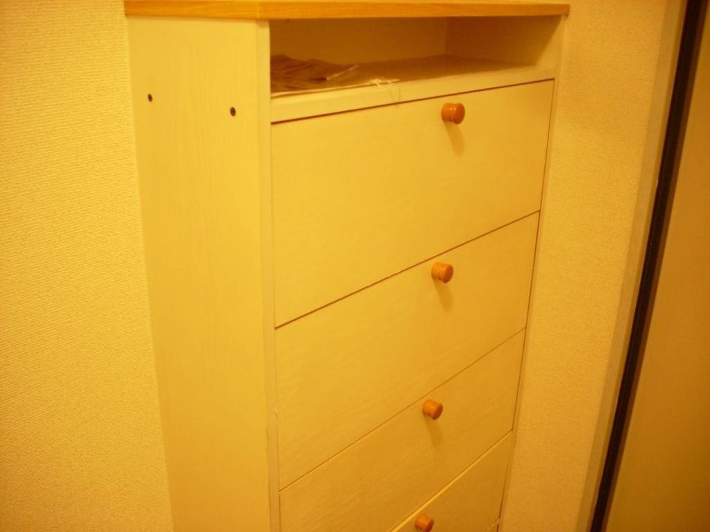 Receipt. Also equipped with shoes BOX