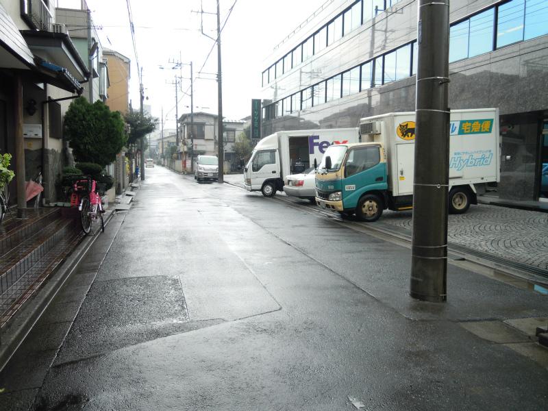 Local photos, including front road. Local (12 May 2013) Shooting