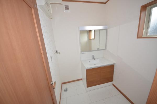 Same specifications photo (kitchen)