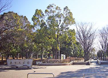 park. 950m until bracken citizen park