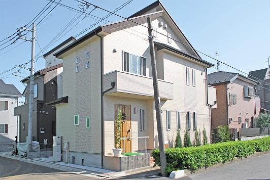 Local appearance photo. Local 7 Building (October 2012) shooting