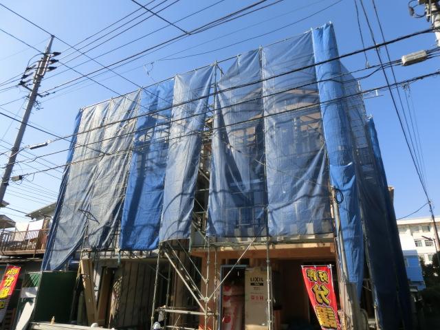 Local appearance photo. Local (12 May 2013) Shooting