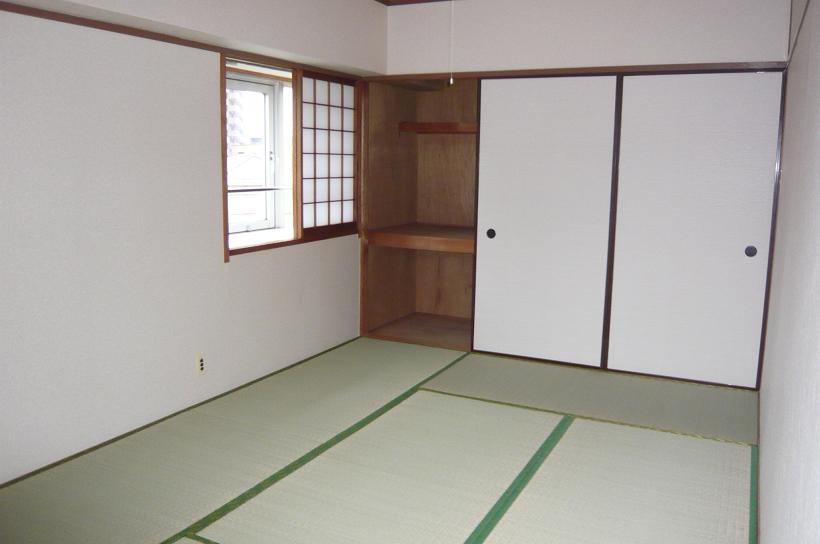 Living and room. Of course DTB ・ B FLET corresponding