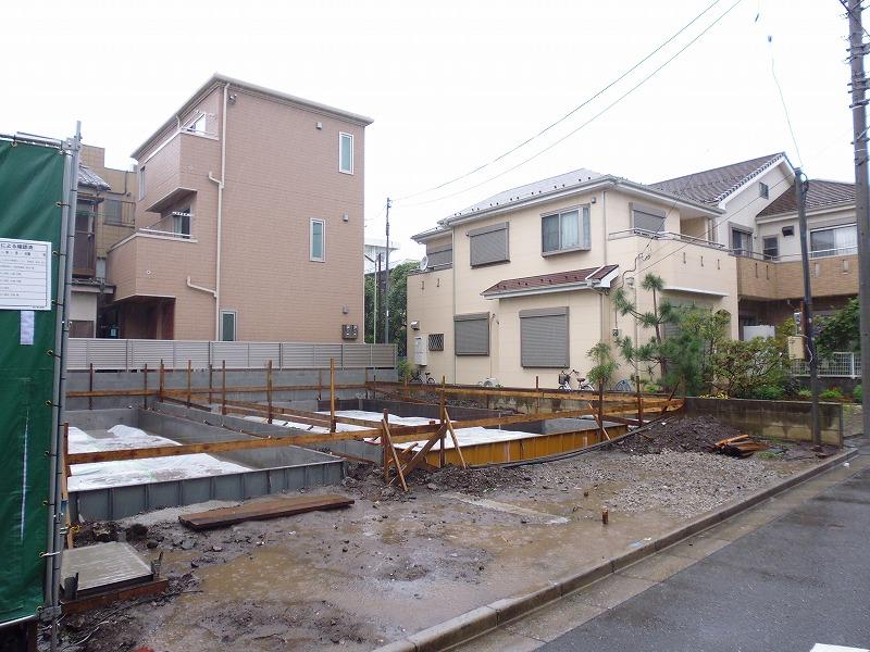 Local appearance photo. Local (10 May 2013) Shooting