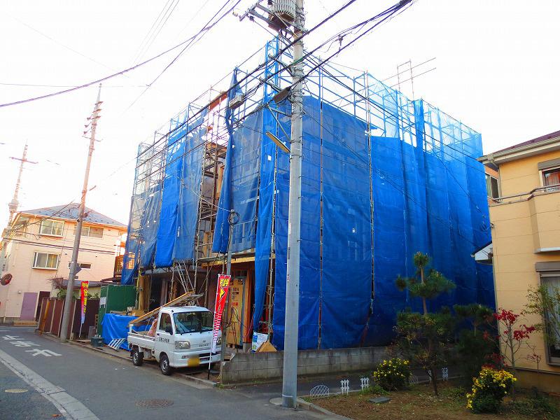 Local appearance photo. Local (11 May 2013) Shooting