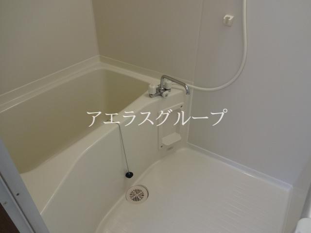 Bath. Bathing with cleanliness!