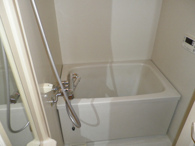 Bath. Bathroom Otobasu