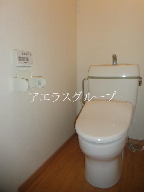 Toilet. Happy in the winter Washlet