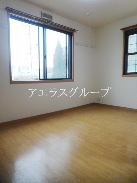 Living and room. Bright beautiful Western-style.