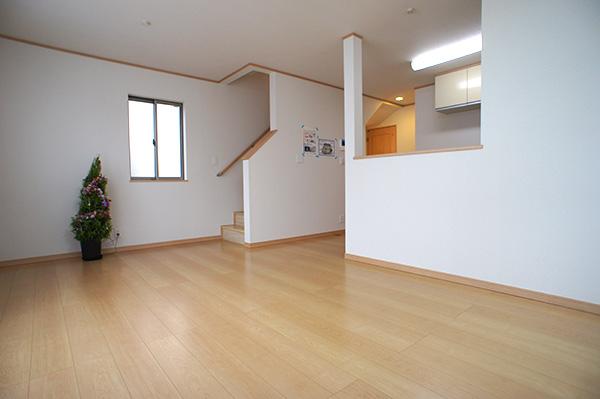 Living. Your family spacious living room that everyone is comfortable and welcoming Indoor (12 May 2013) Shooting