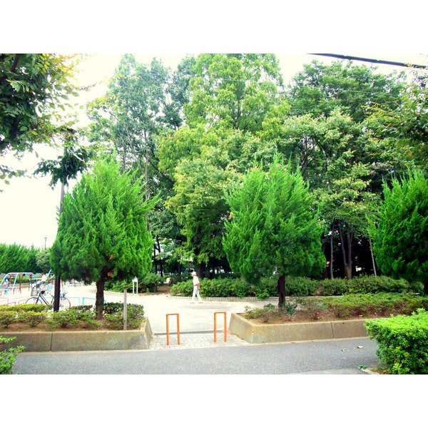 park. 1072m until Toda water promenade (park)