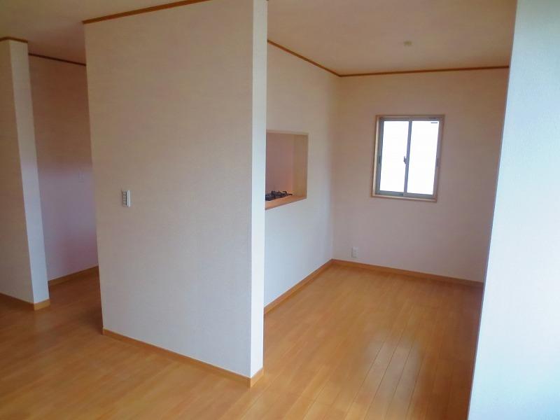 Living. Local (12 May 2013) Shooting