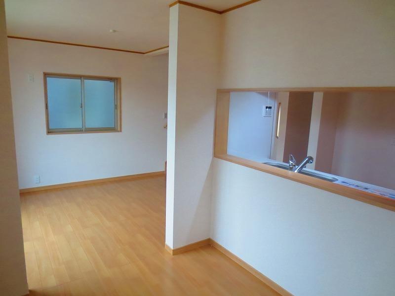 Living. Local (12 May 2013) Shooting