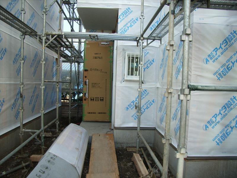 Local photos, including front road. Local (12 May 2013) Shooting