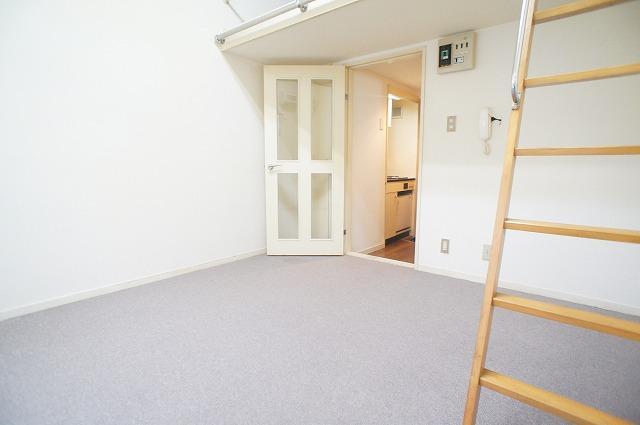 Living and room. Indoor image (photo separate room)