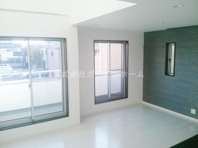 Living. Indoor (11 May 2013) Shooting