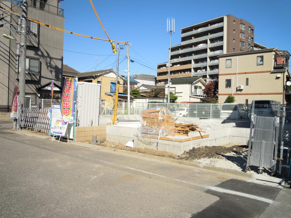 Local appearance photo. Local (11 May 2013) Shooting