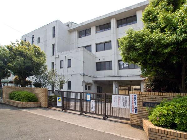 Junior high school. Warabi Tatsuhigashi until junior high school 1200m