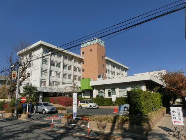 Hospital. Warabishiritsu 700m to the hospital