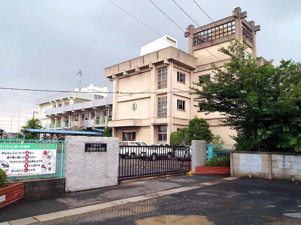 Primary school. Ozone until the elementary school (elementary school) 1600m