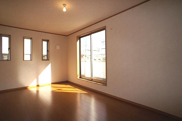 Non-living room. Indoor (11 May 2013) Shooting