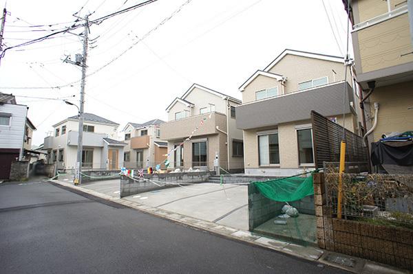 Local photos, including front road. 2013 / 12 / 10 shooting