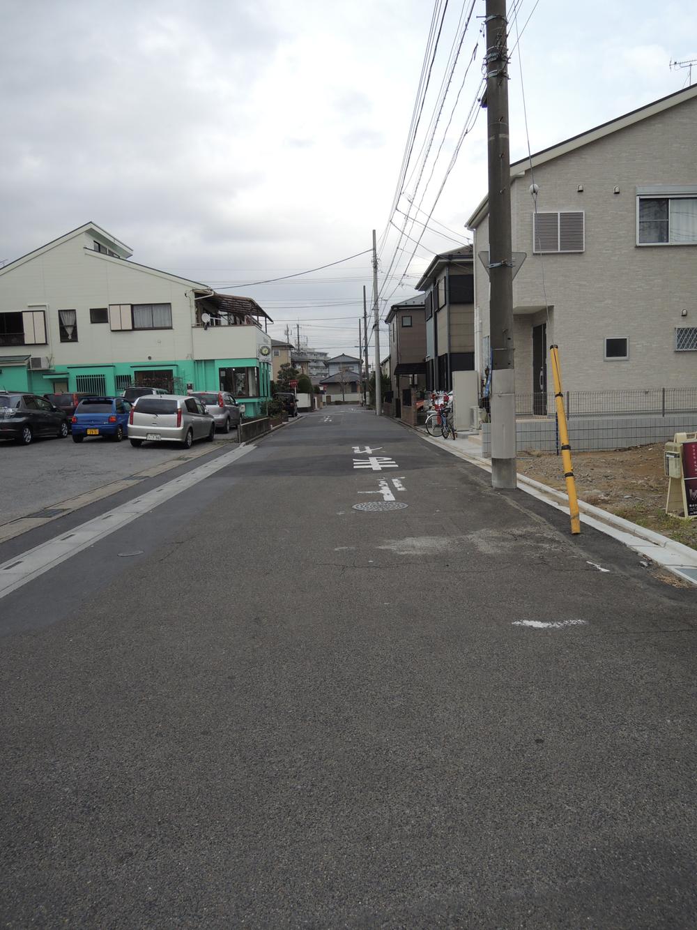 Local photos, including front road. Local (12 May 2013) Shooting