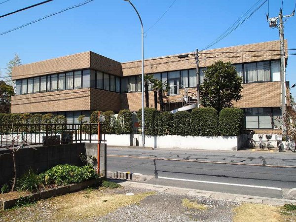 library. 500m to City Yahata Library (Library)