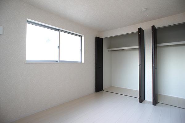 Non-living room. Building 2