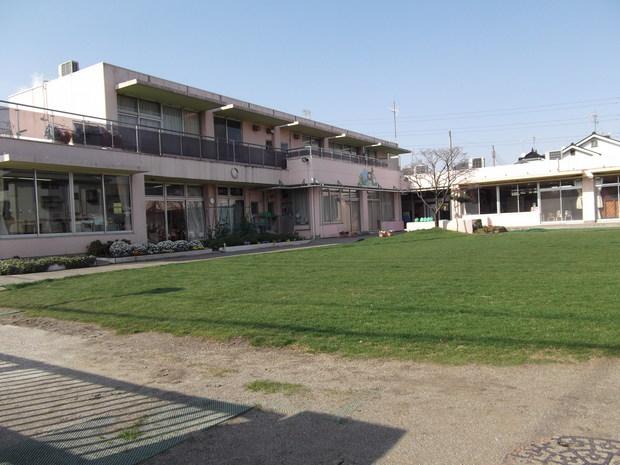 kindergarten ・ Nursery. Tokesaki to nursery 913m