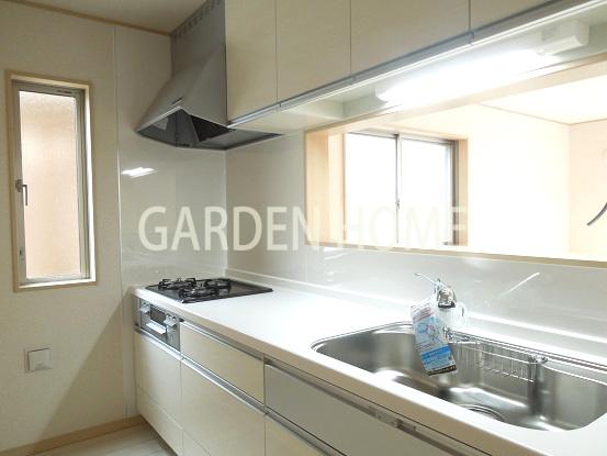 Kitchen. Same specifications is a picture