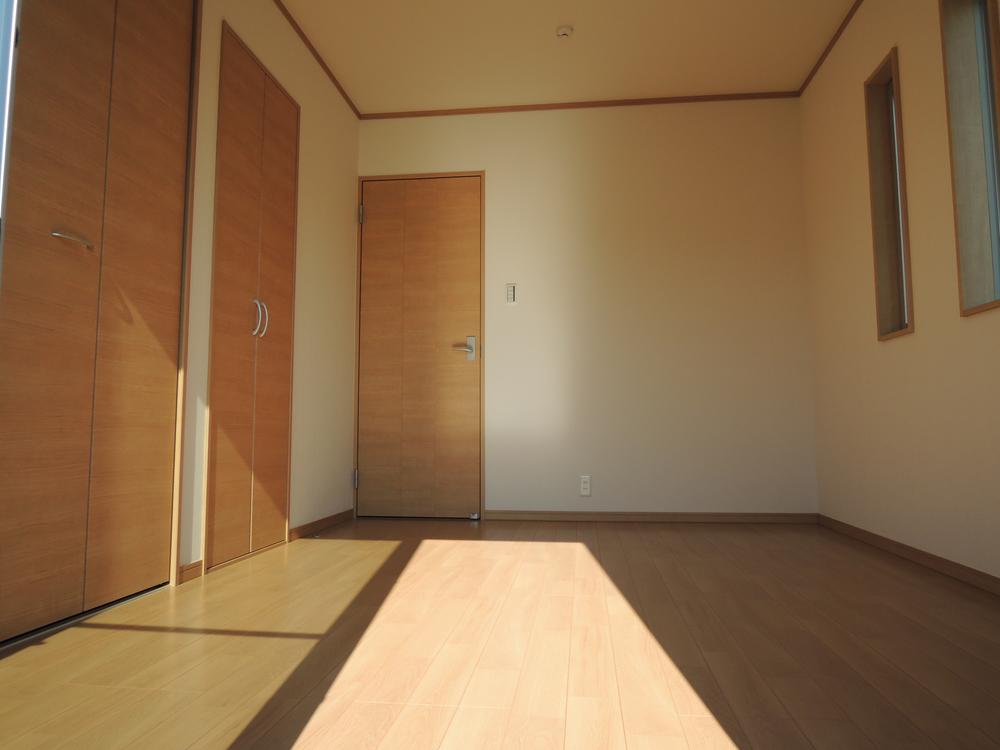 Non-living room. Second floor ・ Western south (December 2012) Shooting B Building