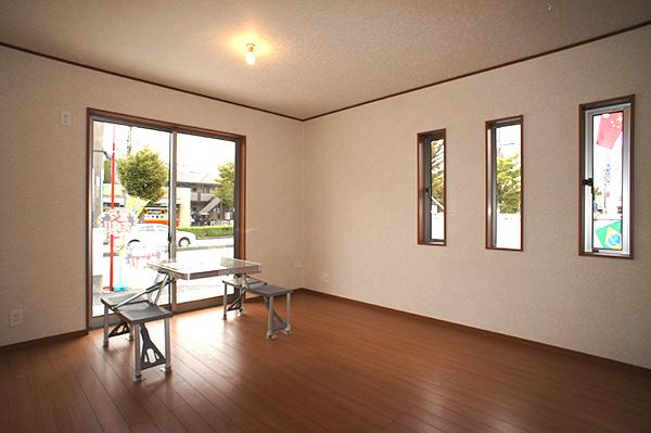 Living. Conversation of your family is lively, Open-minded LDK Indoor (10 May 2013) Shooting 1 Building