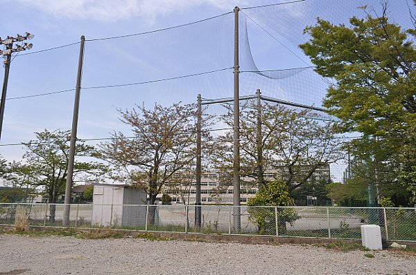 Junior high school. Shiotome 1100m until junior high school (junior high school)