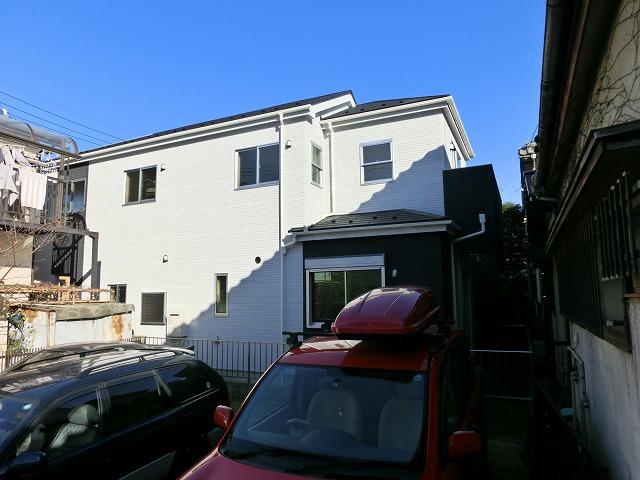 Local appearance photo. Local (12 May 2013) Shooting