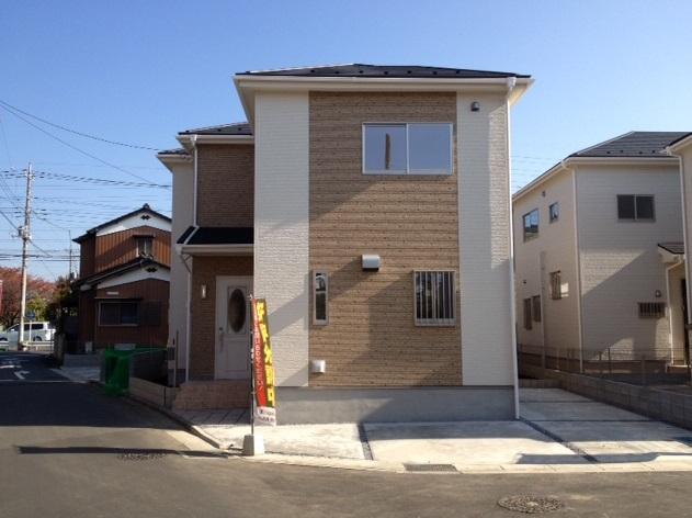 Local appearance photo. 9 Building site (October 2013) Shooting