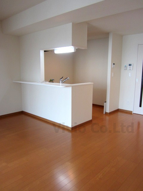 Living and room. Living is about 12.6 Pledge! 