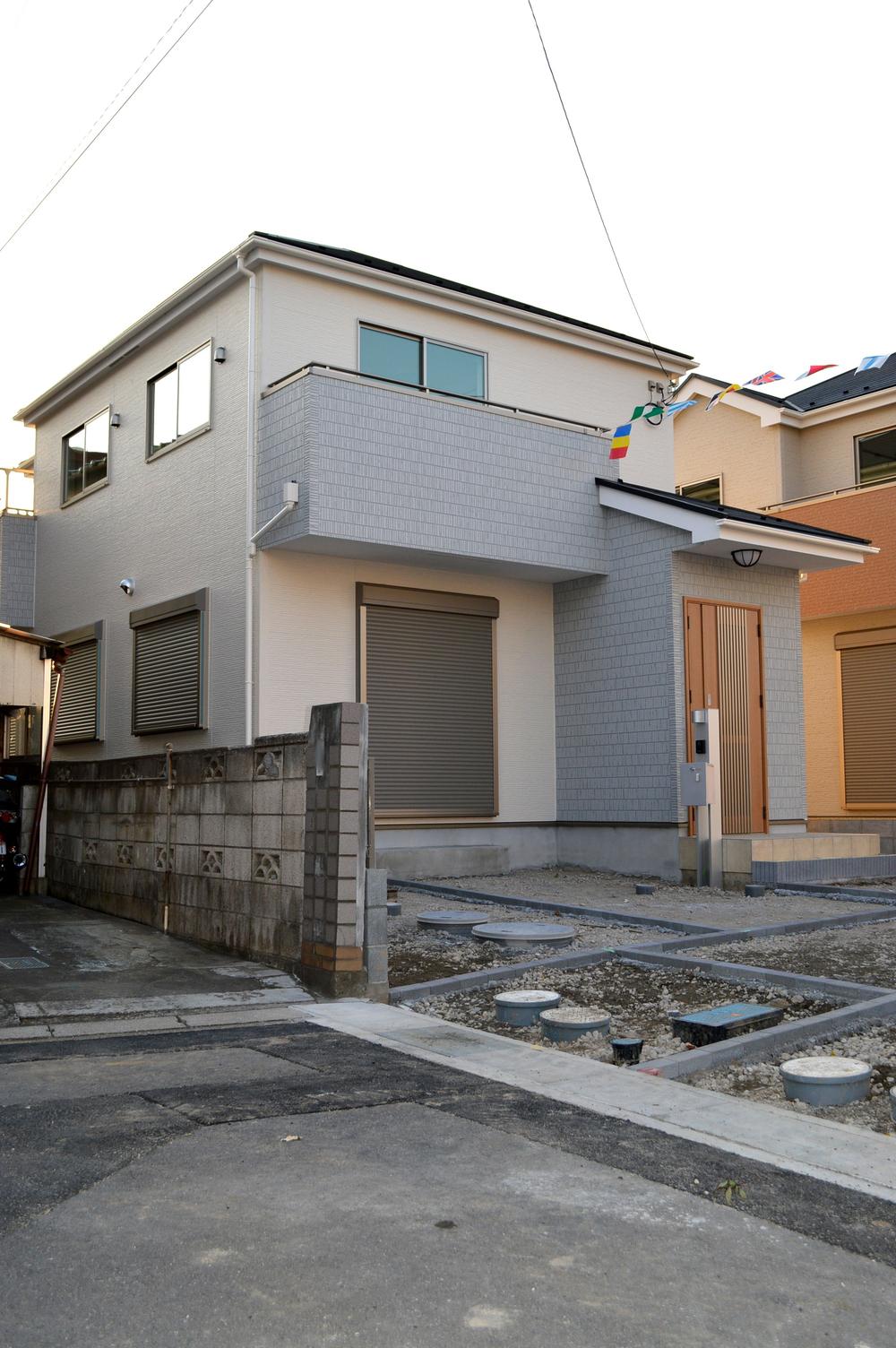 Local photos, including front road