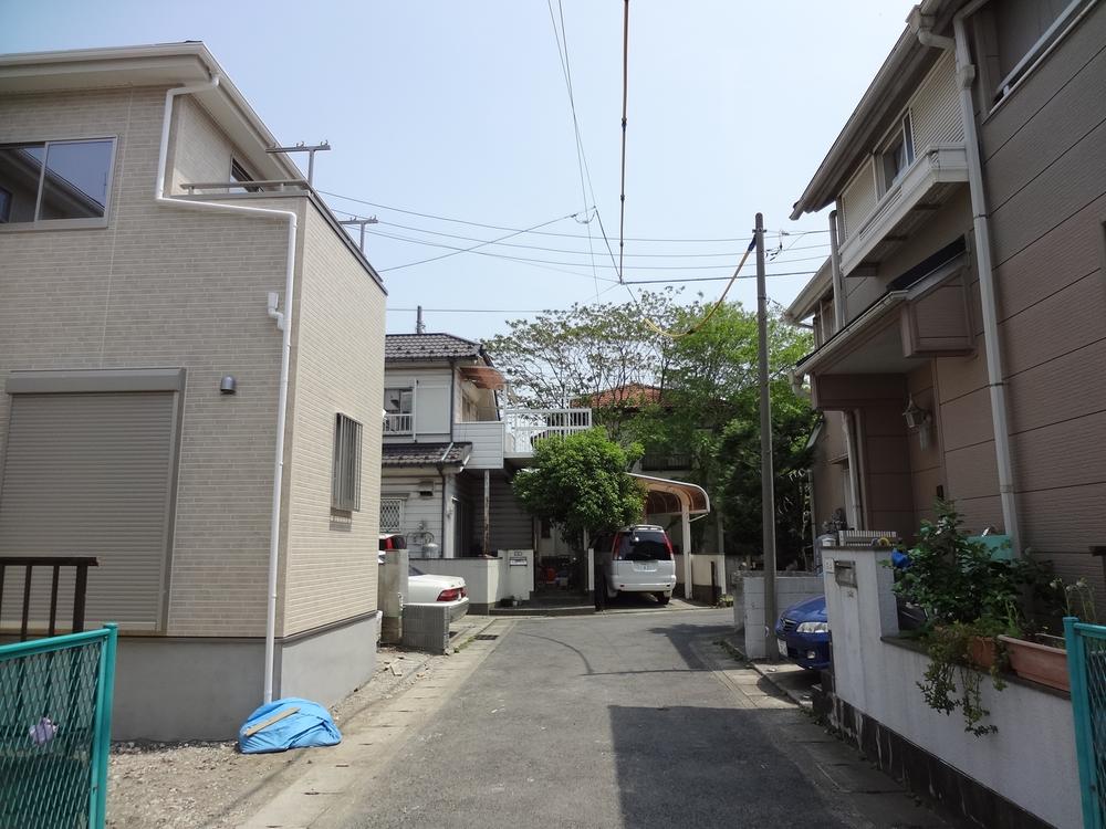 Other local. Province road surface