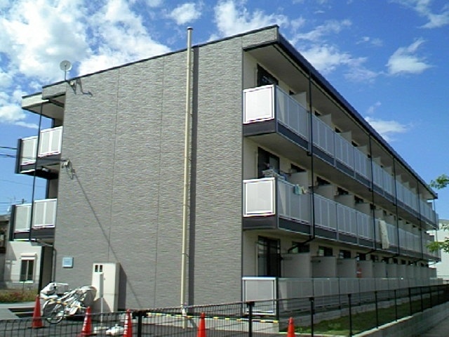 Building appearance. Good per in the southeast orientation day