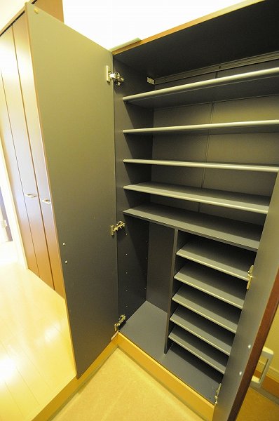 Receipt. Large capacity cupboard