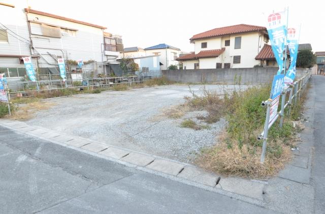 Local photos, including front road