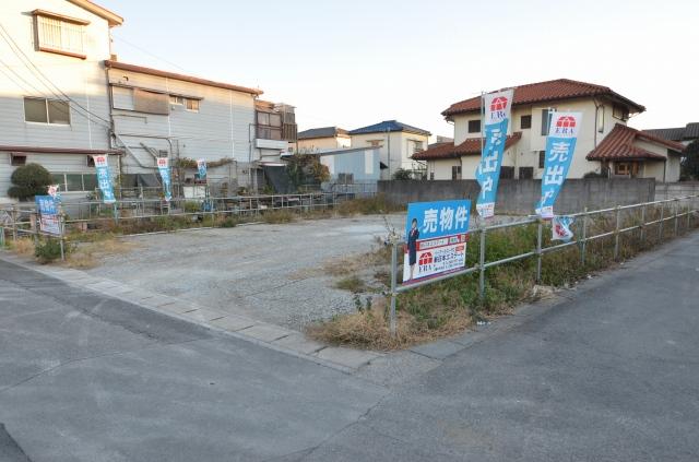 Local photos, including front road