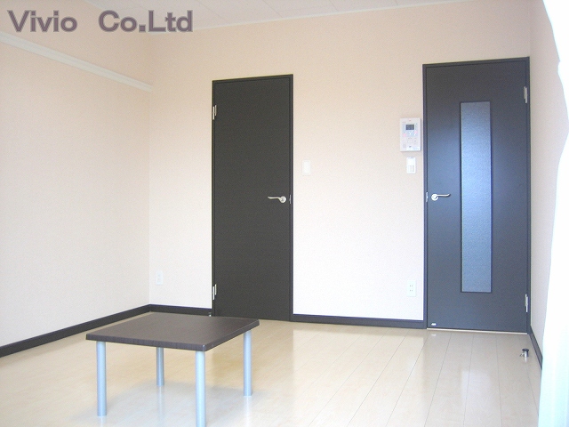 Living and room. Low table equipped