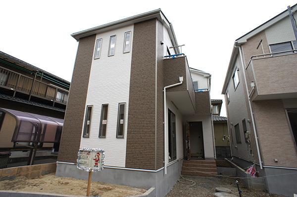 Local appearance photo