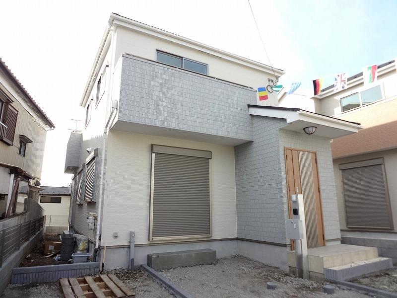 Local appearance photo. 4 Building appearance