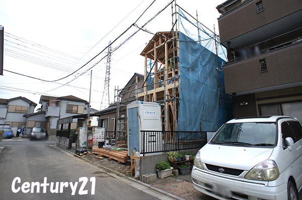 Local photos, including front road. 11 / 12 shooting Completion of framework