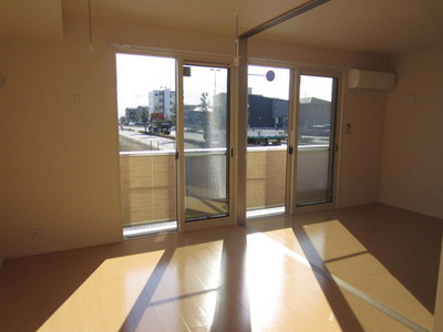 Living and room. Room (equivalent image. It is different from the real thing)